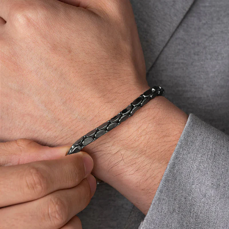 Signature Cobra Bracelet - Image 14