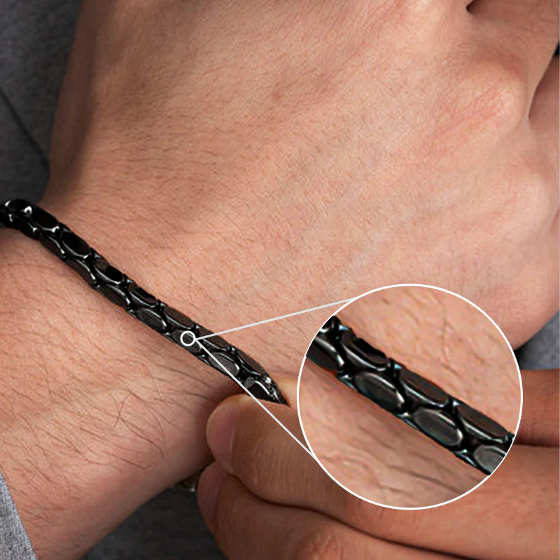 Signature Cobra Bracelet - Image 15