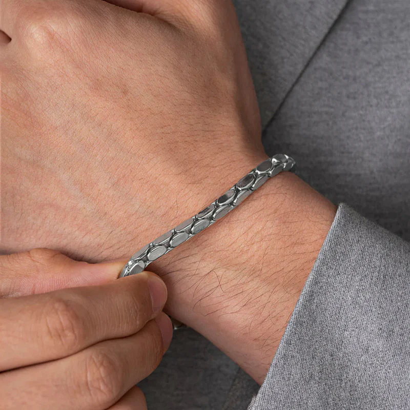 Signature Cobra Bracelet - Image 6