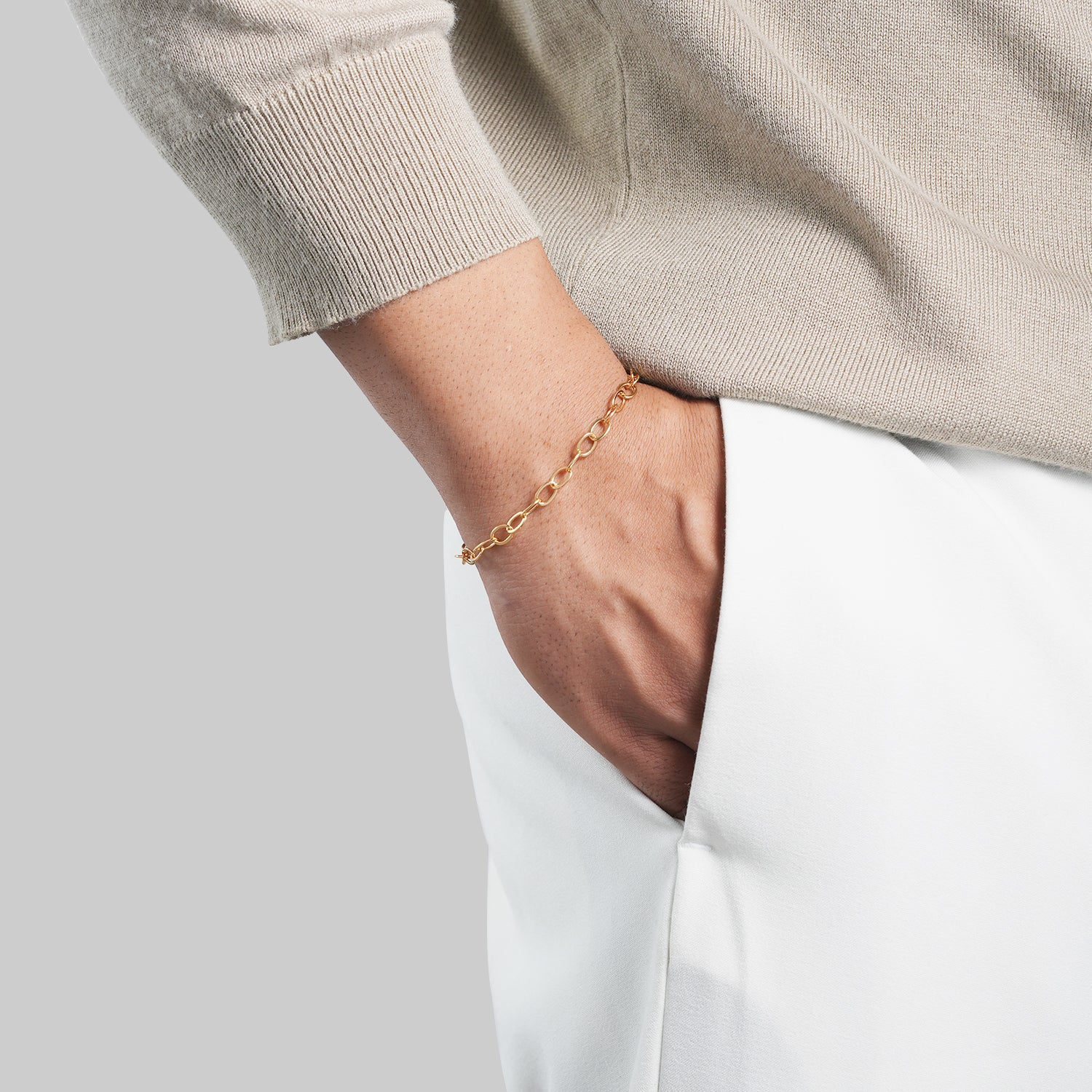 Men's Loop Bracelet | 18K Gold Plated | Free with all prepaid orders - Image 4